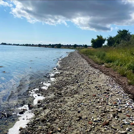 Marina Retreat In Aero - By Traum