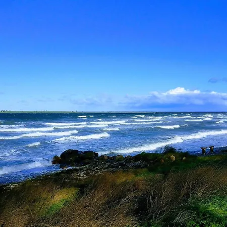 Marina Retreat In Aero - By Traum *